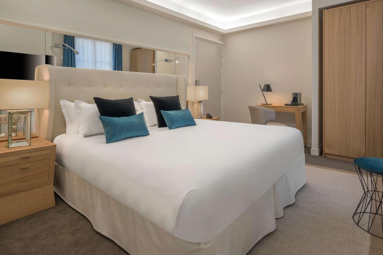 Hotel Camille Paris Tapestry Collection By Hilton Bagian luar foto
